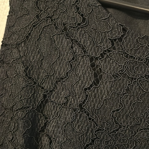 J. Crew. Size 8. Holiday 2018. - Picture 3 of 3